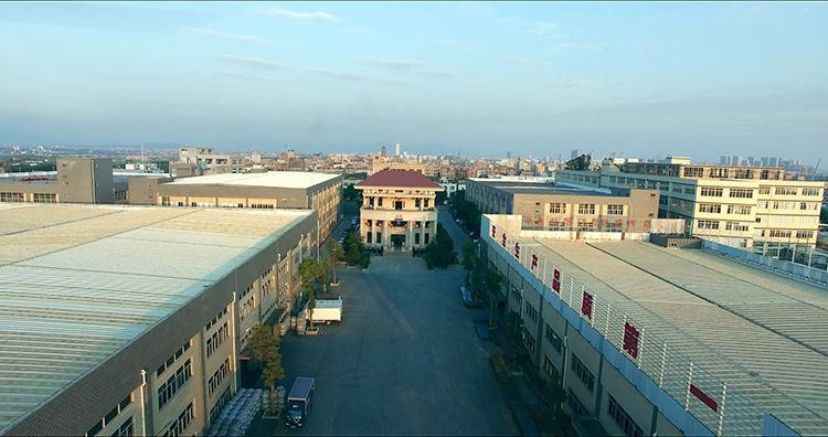 factory of double cylinder air compressor.jpg factory of double cylinder air compressor.jpg